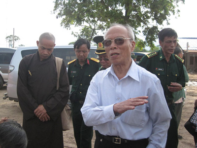 Tướng Phan Khắc Hy tại ngã ba Lằng Khằng...