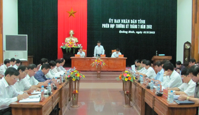 Đồng chí Nguyễn Hữu Hoài kết luận hội nghị.