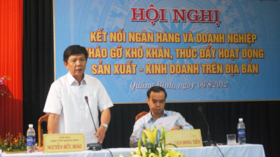 Đồng chí Nguyễn Hữu Hoài phát biểu tại hội nghị.
