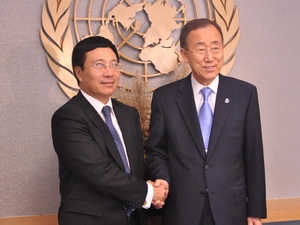Bộ trưởng Ngoại giao Phạm Bình Minh gặp Tổng Thư ký LHQ Ban Ki-moon. (Ảnh: TTXVN)