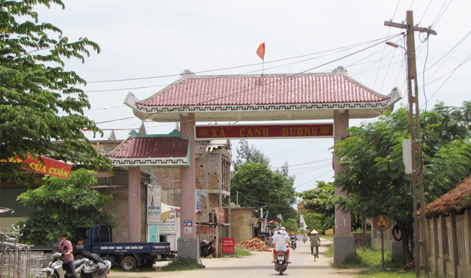 Cổng làng Cảnh Dương.