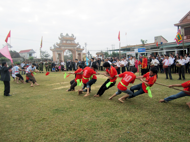 Người dân Quảng Thuận nô nức tham gia các lễ hội xuân.