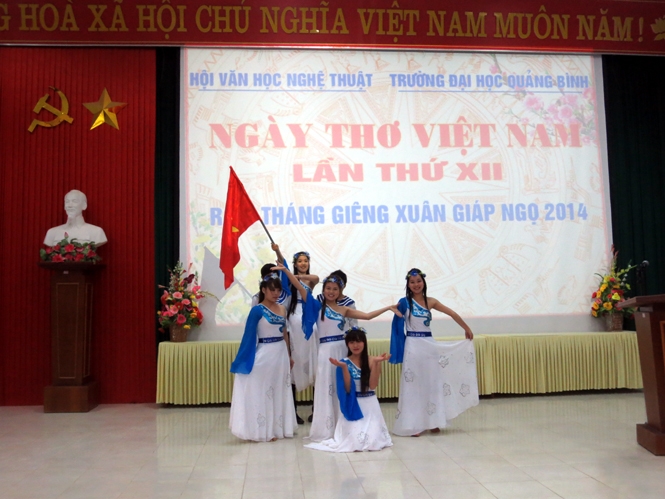 Một tiết mục tham gia Ngày thơ Việt Nam lần thứ XII