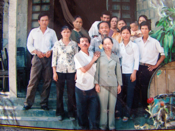 Đại gia đình ông bà Nguyễn Văn Yển và Lê Thị Thiếp,  một thời thuộc diện K15.