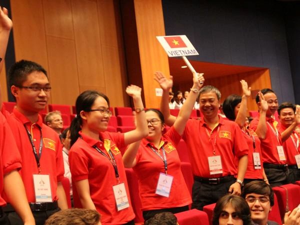 Đội tuyển Việt Nam tham gia cuộc thi Olympic Hóa học Quốc tế lần thứ 46. (Ảnh: CTV/Vietnam+)