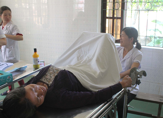 Nhờ làm tốt công tác tuyên truyền nên số lượng phụ nữ trong độ tuổi sinh đẻ sử dụng các biện pháp tránh thai tăng lên ở xã Đức Ninh.
