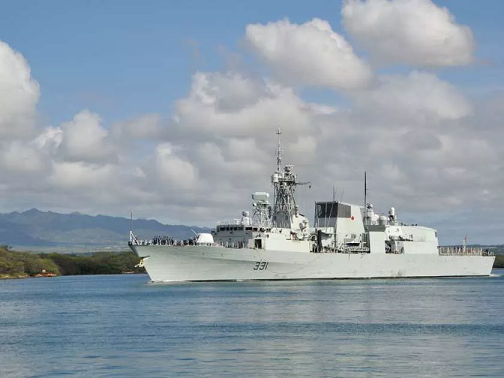 Tàu chiến HMCS Vancouver. (Nguồn: Ottawacitizen.com)