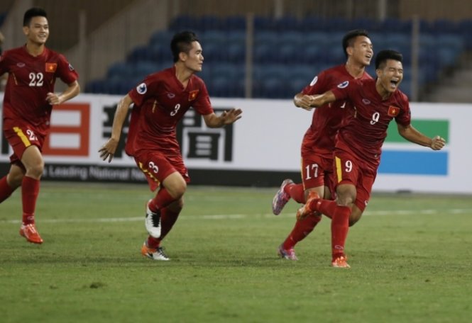 U-19 VN ăn mừng bàn thắng vào lưới Triều Tiên. Ảnh: AFC
