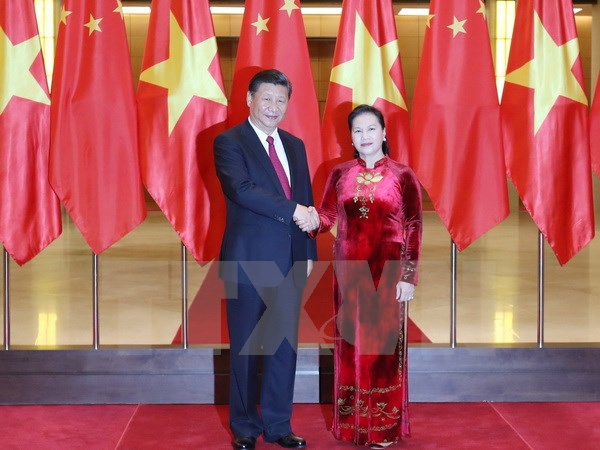 Chủ tịch Quốc hội Nguyễn Thị Kim Ngân hội kiến với Tổng Bí Thư, Chủ tịch Trung Quốc Tập Cận Bình thăm cấp Nhà nước tới Việt Nam. (Ảnh: Trọng Đức/TTXVN)