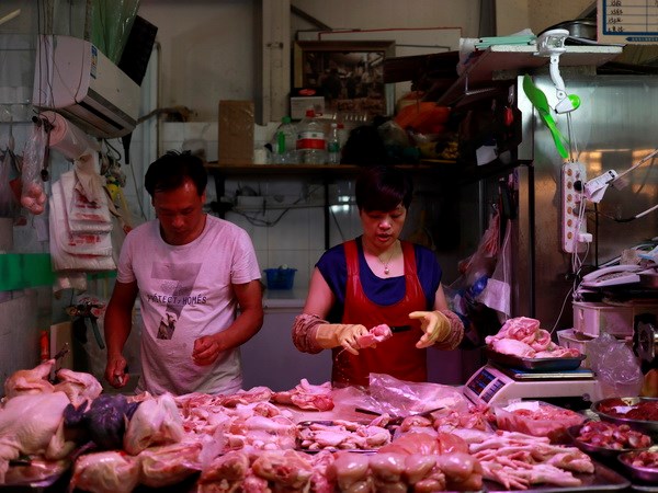 Một quầy bán thịt ở Bắc Kinh, Trung Quốc. (Nguồn: EPA/TTXVN)