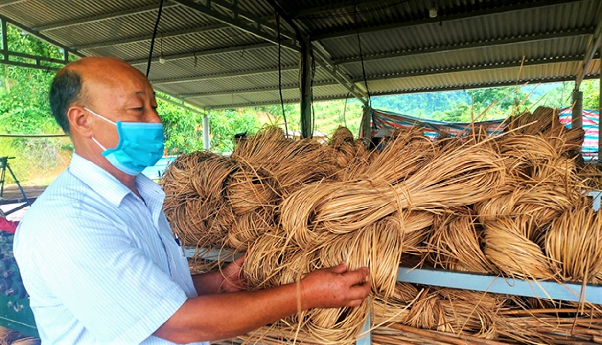 Giữ nghề đan lát truyền thống