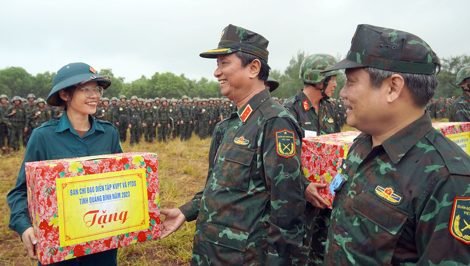 Diễn tập thực binh tại huyện Lệ Thủy và Quảng Ninh
