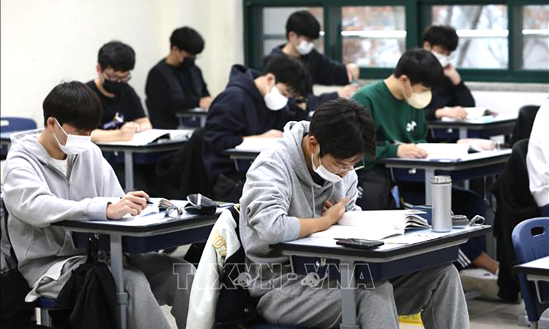 Hàn Quốc: 6 trường đại học quốc gia đề nghị giảm 50% chỉ tiêu tuyển sinh y khoa