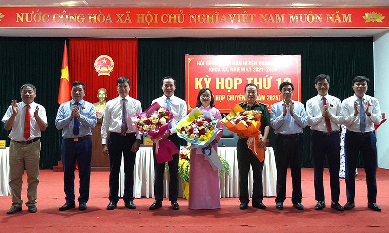 Đồng chí Vũ Thị Mai được bầu làm Chủ tịch HĐND huyện Quảng Trạch