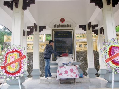 Di tích lịch sử quốc gia đồi Cha Quang.