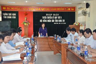 Đồng chí Nguyễn Thị Thanh Hương, Uỷ viên Thường vụ Tỉnh ủy, Phó Chủ tịch HĐND tỉnh phát biểu kết luận buổi họp báo.