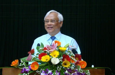 Đồng chí Uông Chu Lưu, Uỷ viên Trung ương Đảng, Phó Chủ tịch Quốc hội phát biểu tại kỳ họp.