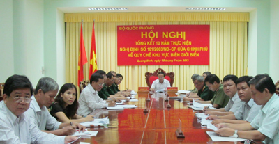 Đồng chí Trần Văn Tuân chủ trì hội nghị trực tuyến tại điểm cầu tỉnh Quảng Bình.