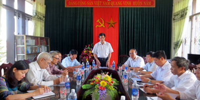 Đồng chí Lương Ngọc Bính, Ủy viên Trung ương Đảng, Bí thư Tỉnh ủy, Chủ tịch HĐND tỉnh phát biểu tại buổi làm việc.