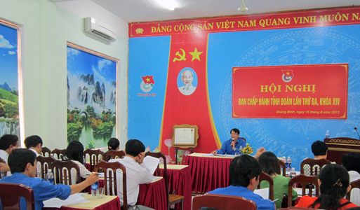 Toàn cảnh hội nghị.