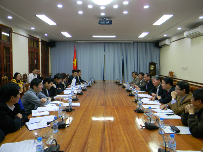 Quang cảnh buổi làm việc