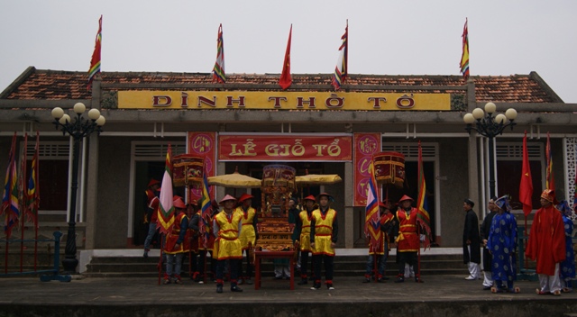 Quang cảnh tại đình thờ Tổ