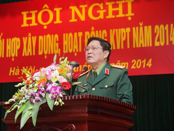 Thượng tướng Ngô Xuân Lịch phát biểu tại hội nghị. (Ảnh: Lâm Khánh/TTXVN)