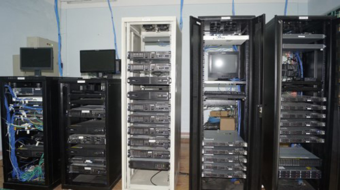 Hệ thống máy chủ đặt tại Trung tâm Dữ liệu điện tử, Sở Thông tin và Truyền thông.