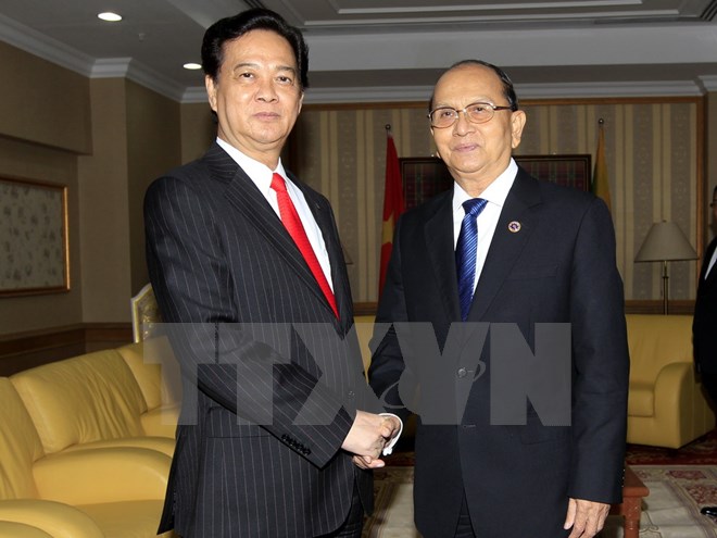Thủ tướng Nguyễn Tấn Dũng và Tổng thống Myanmar. (Ảnh: Đức Tám/TTXVN)