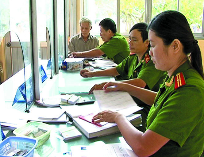 PC64 tích cực cải cách thủ tục hành chính trong việc cấp phát chứng minh thư nhân dân.