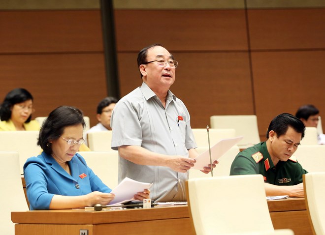 Đại biểu Quốc hội thành phố Hải Phòng Trần Ngọc Vinh phát biểu ý kiến. (Ảnh: Phạm Kiên/TTXVN)