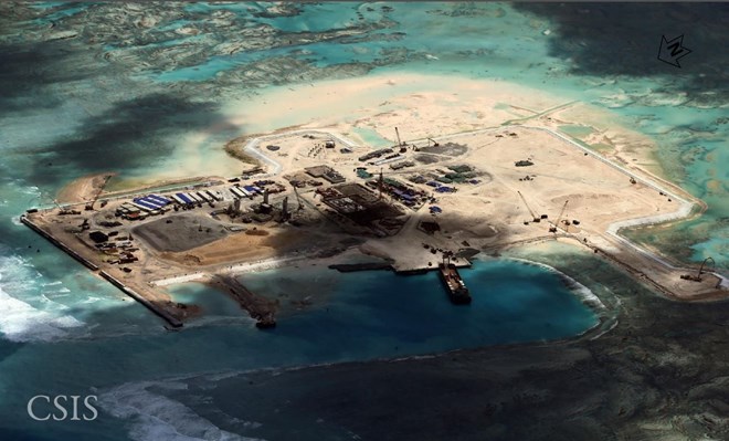Đá Châu Viên thuộc quần đảo Trường Sa (Việt Nam) bị phía Trung Quốc chiếm đóng và xây dựng công trình trái phép. Ảnh chụp vệ tinh tháng 11/2014. (Nguồn: CSIS)