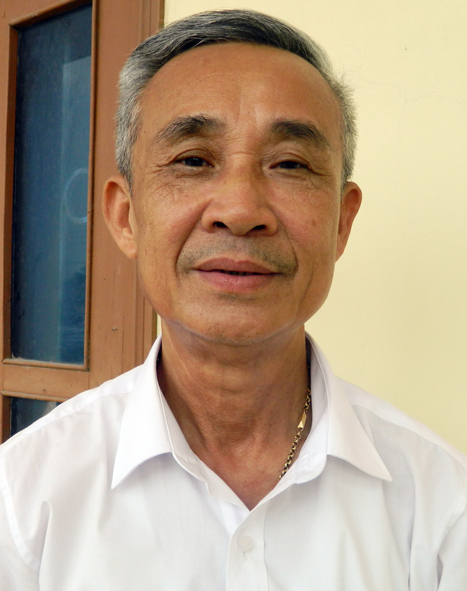 Ông Nguyễn Quang Thắng, cán bộ hưu trí, khu phố 2, phường Ba Đồn, thị xã Ba Đồn.