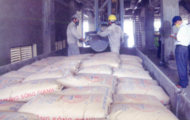 Sản lượng xi măng Sông Gianh liên tục tăng cao trong 3 năm qua.