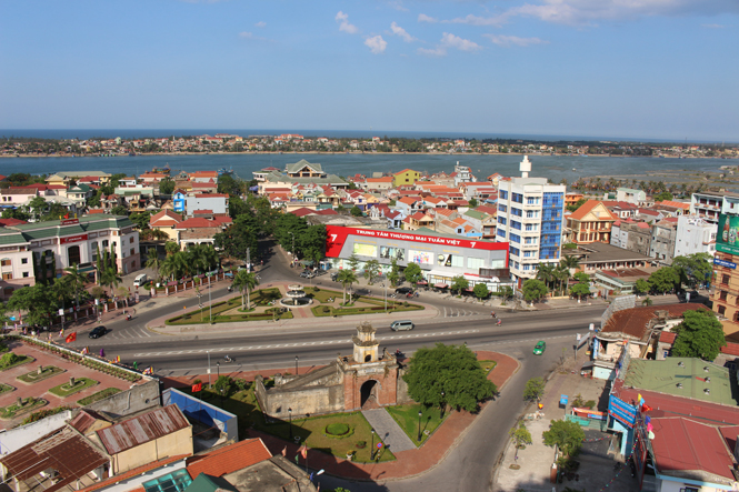  Vùng đất “kẻ chợ” Hải Đình nhìn từ khách sạn Tân Bình.