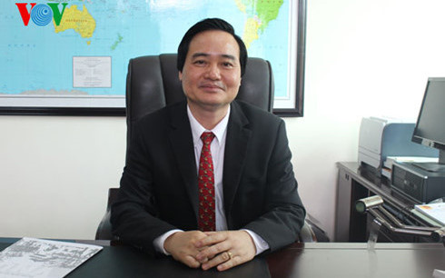 Ông Phùng Xuân Nhạ (ảnh chụp khi ông còn là Giám đốc ĐHQG Hà Nội)