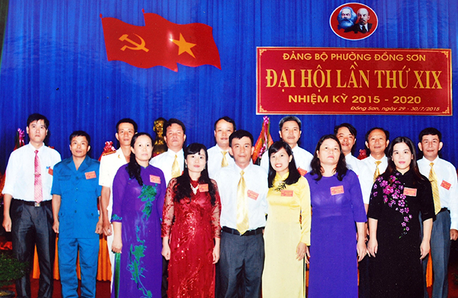 Đại hội Đảng bộ phường Đồng Sơn lần thứ XIX đã lựa chọn một Ban chấp hành mới có năng lực, trình độ để lãnh đạo nhân dân xây dựng quê hương giàu đẹp.