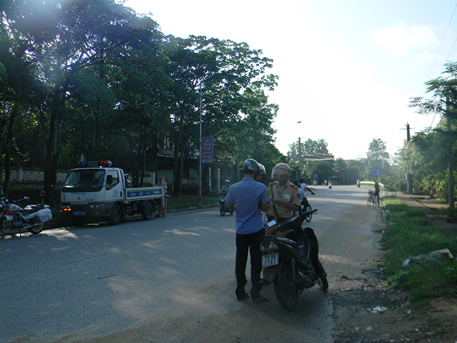 Công an huyện Tuyên Hóa tăng cường tuần tra, kiểm soát về TTATGT tại địa bàn các xã, thị trấn.