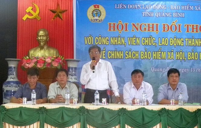 BHXH tỉnh đối thoại với cán bộ, công nhân viên chức, người lao động thành phố Đồng Hới.