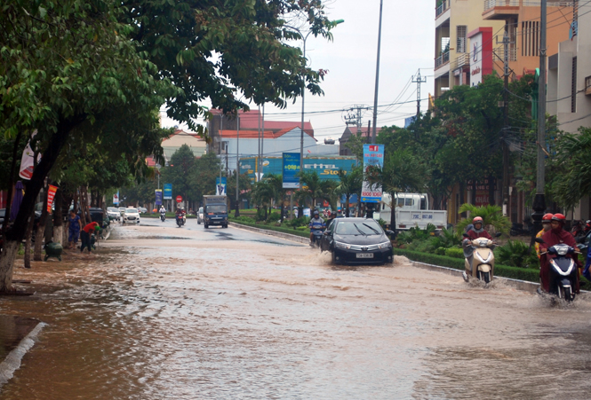 Và ở đường Trần Hưng Đạo