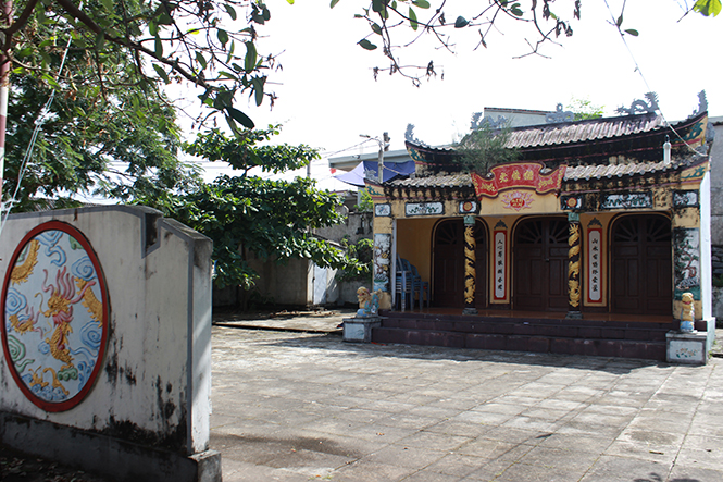 Đền thờ cá Ông ở xã Bảo Ninh (Đồng Hới).   Ảnh: T.H