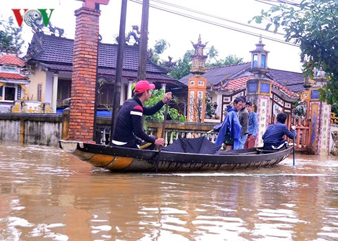  Mưa lũ gây ngập tại các xã vùng trũng huyện Hải Lăng.