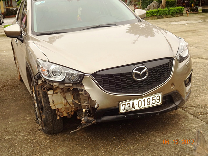 Chiếc xe Mazda CX5 gây tai nạn bị tạm giữ.