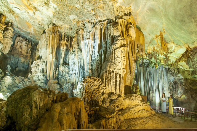 Phong Nha-Kẻ Bàng nổi tiếng với nhiều hệ thống hang động đẹp kỳ vĩ, tráng lệ (ảnh do Trung tâm Du lịch Phong Nha-Kẻ Bàng cung cấp)
