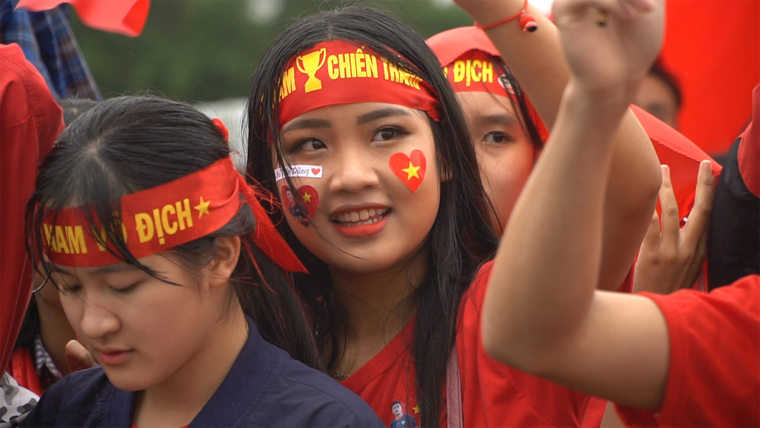 "Vô địch trong lòng người hâm mộ"