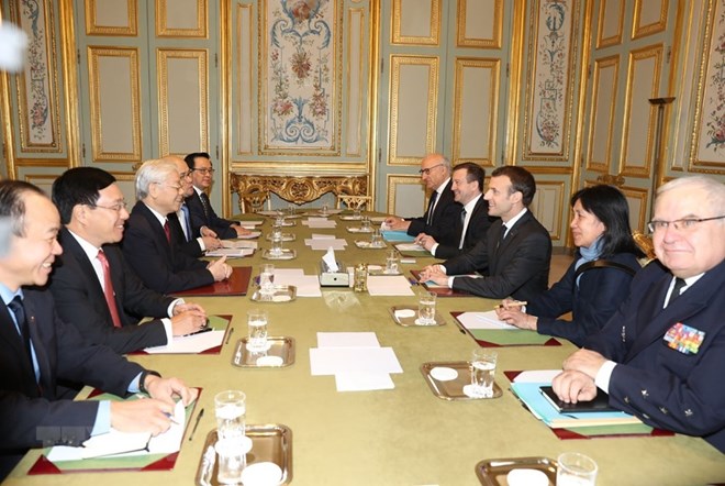 Tổng Bí thư Nguyễn Phú Trọng hội đàm với Tổng thống Cộng hòa Pháp Emmanuel Macron. (Ảnh: Trí Dũng/TTXVN)