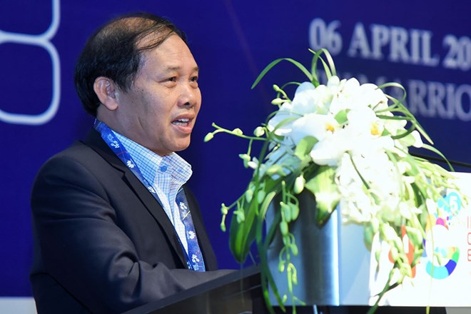 Ông Đoàn Quang Hoan phát biểu tại một hội thảo về 4G LTE. (Nguồn: IDG Việt Nam)