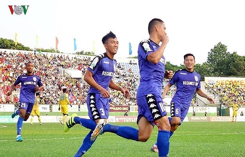 B.Bình Dương tạm chiếm ngôi nhì bảng sau chiến thắng tưng bừng trước Sài Gòn FC. (Ảnh: Minh Hoàng)