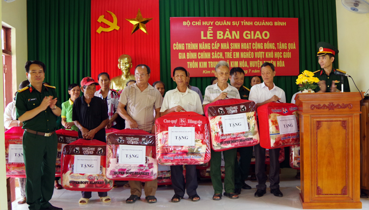 Bộ CHQS tỉnh: Bàn giao công trình nâng cấp nhà sinh hoạt cộng đồng