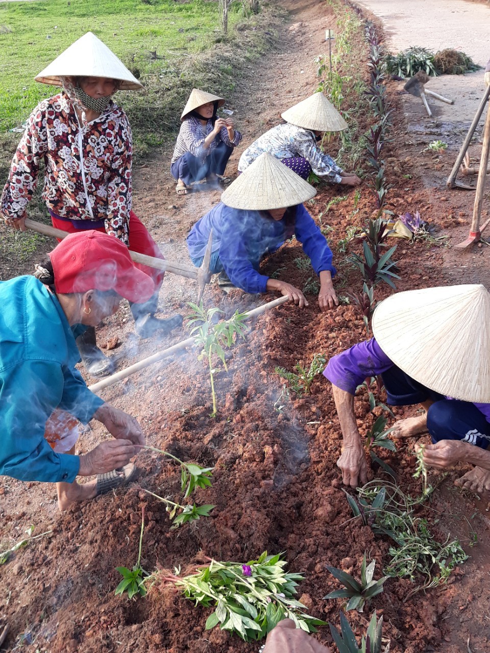 Gắn công tác Mặt trận với học và làm theo Bác